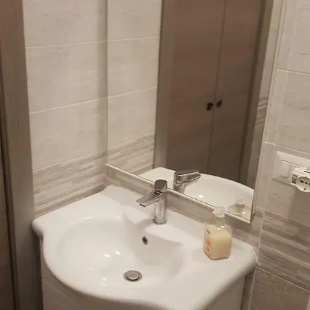 Apartment 5min From Central Station Milan